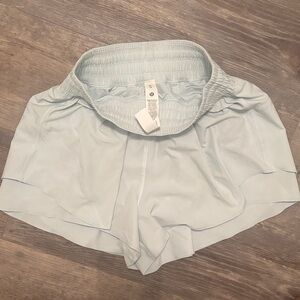 NWOT Lululemon Mint Breeze Shake It Out Shorts